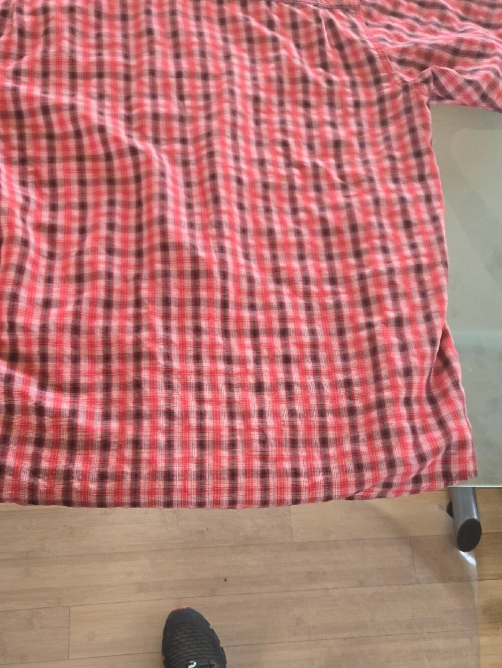 The North Face Men's Red Plaid Short-Sleeve Button-Down Shirt
